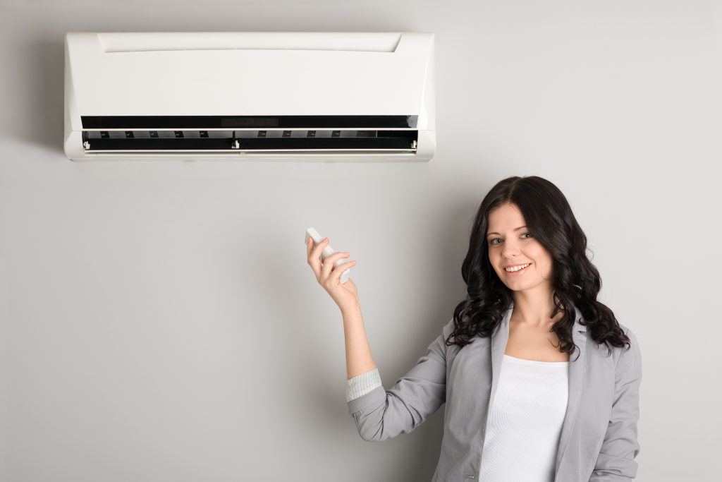 Do Air Conditioners Dehumidify